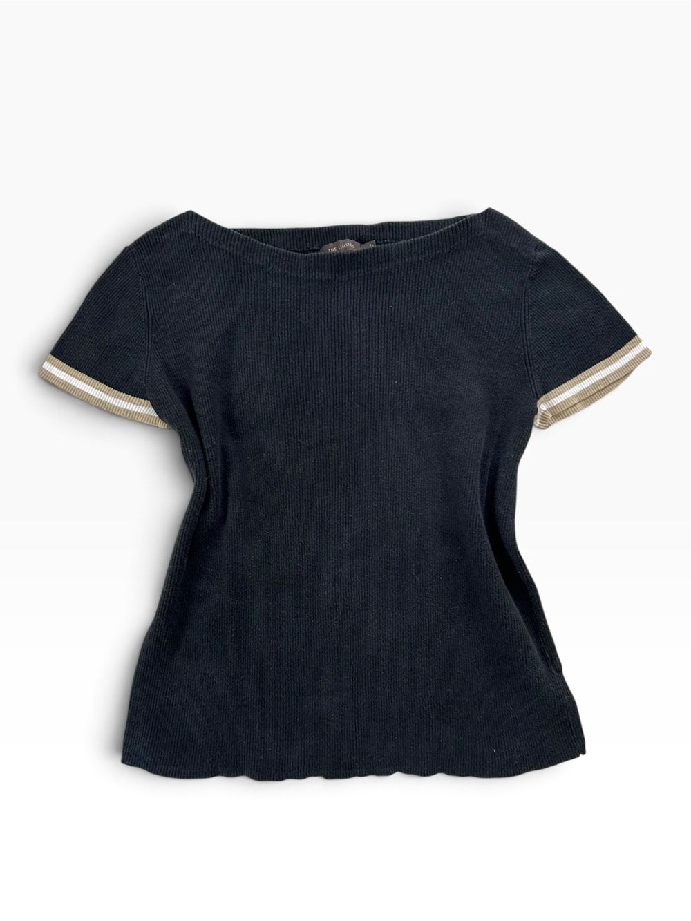 90s Style Black Fitted Boat Neck Going Out Cotton Tee Top with Contrast Hem